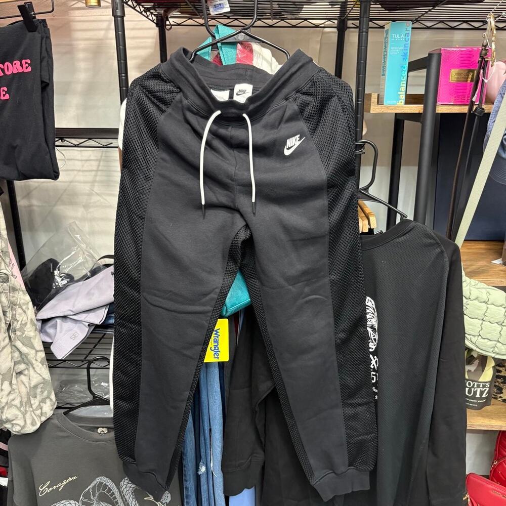 Nike black tech fleece hoodie